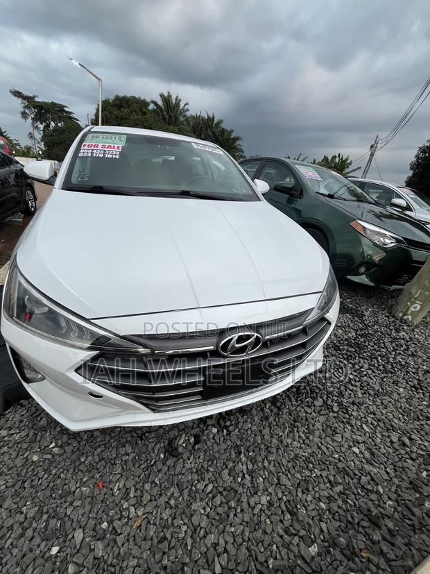 Hyundai Elantra 2020 White