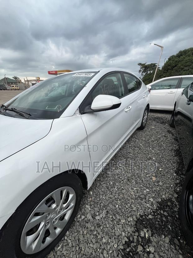 Hyundai Elantra 2020 White