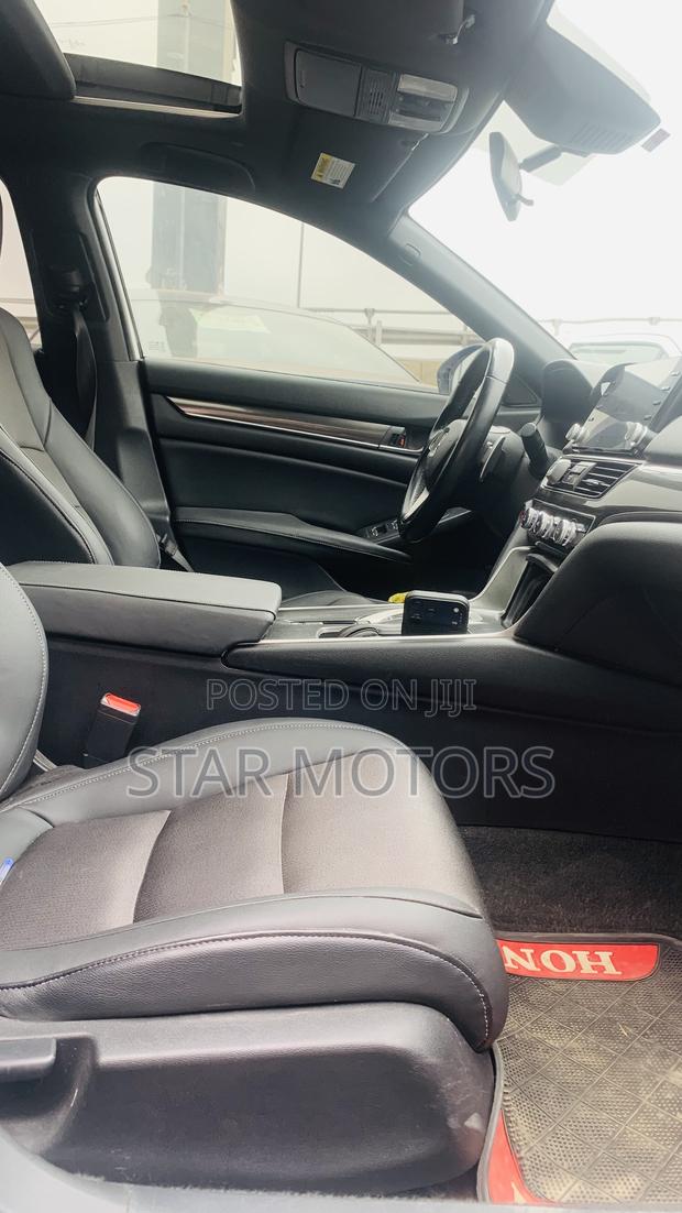 Honda Accord Sport 2.0T 2018 White