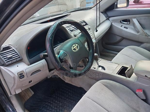 Toyota Camry LE 4dr Sedan (2.5L 4cyl 6AM) 2010 Black