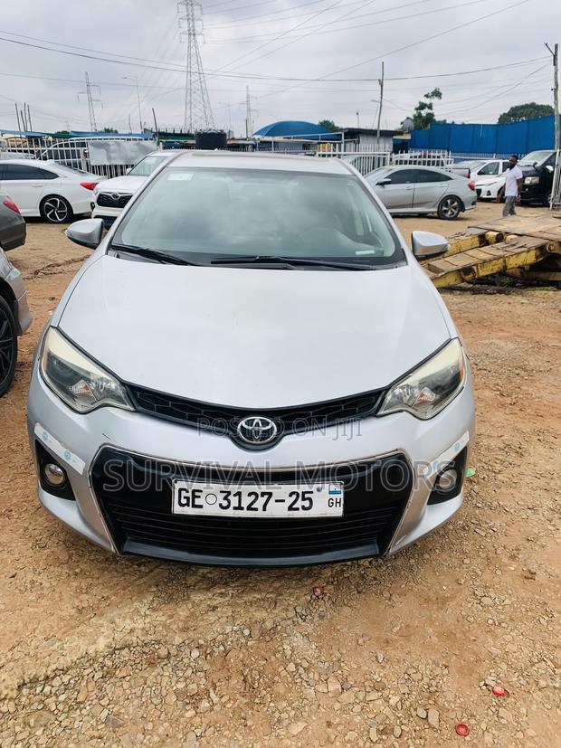Toyota Corolla S 4dr Sedan (1.8L 4cyl CVT) 2016 White