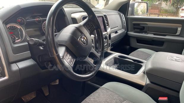 RAM 1500 2018 Gray