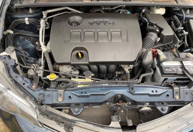 Toyota Corolla LE ECO 4dr Sedan (1.8L 4cyl CVT) 2017 Black