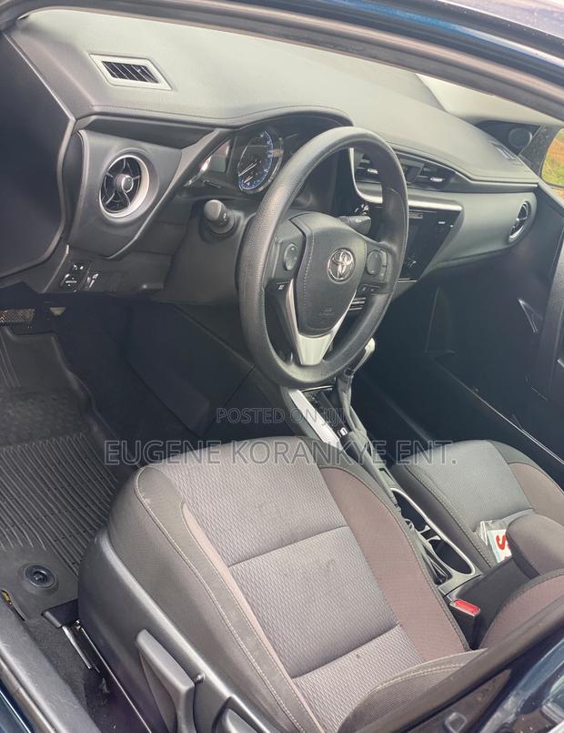 Toyota Corolla LE ECO 4dr Sedan (1.8L 4cyl CVT) 2017 Black