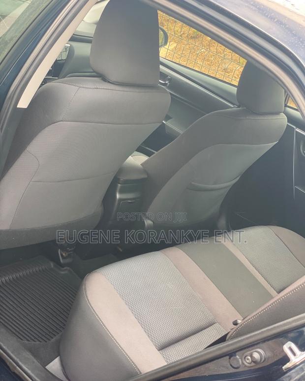 Toyota Corolla LE ECO 4dr Sedan (1.8L 4cyl CVT) 2017 Black