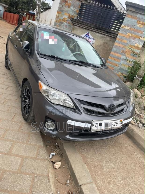 Toyota Corolla 2013 Gray