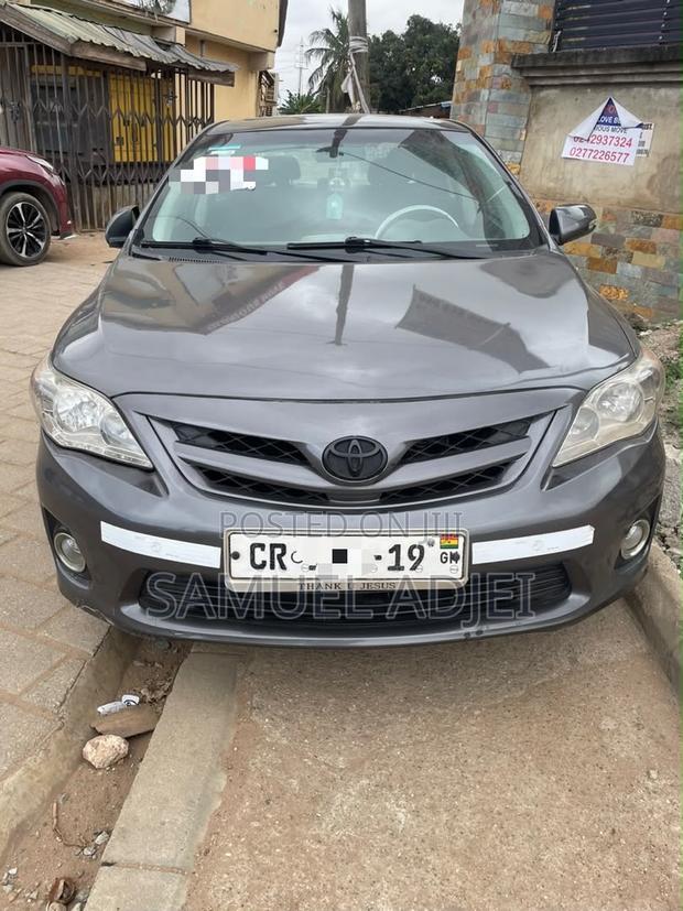 Toyota Corolla 2013 Gray
