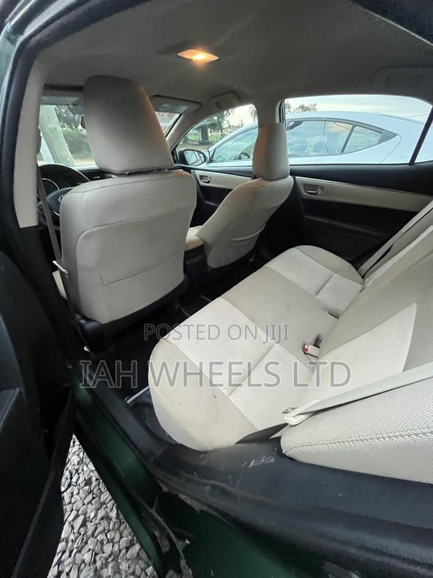 Toyota Corolla 2014 Green
