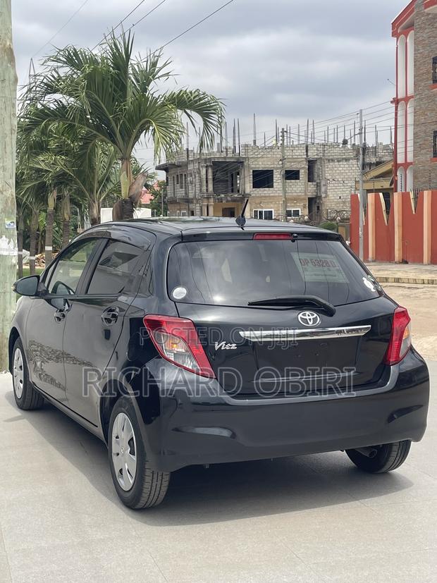 Toyota Vitz 1.3 AWD 3dr 2013 Black