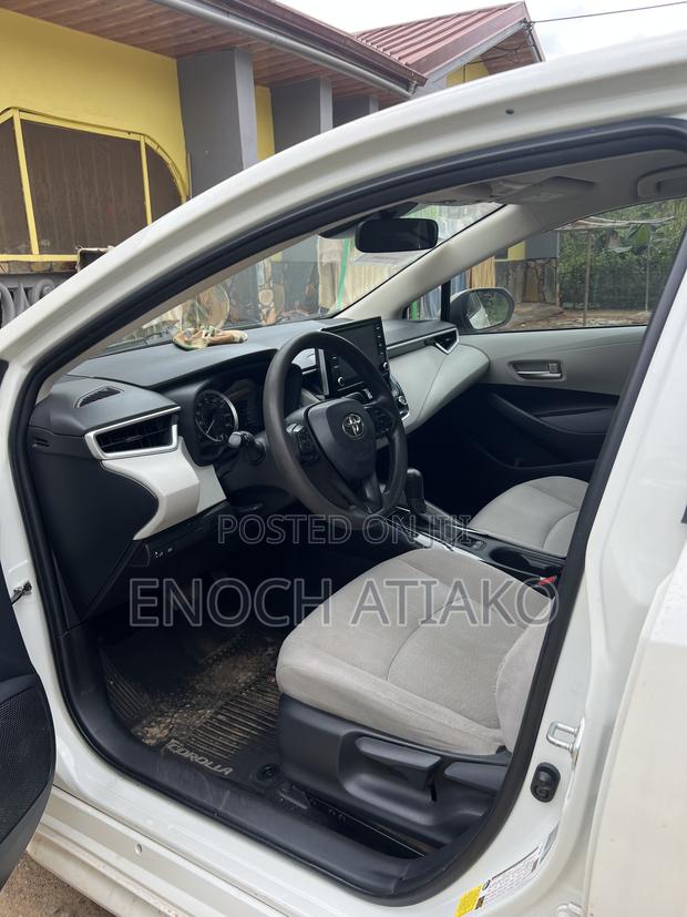 Toyota Corolla 2021 White