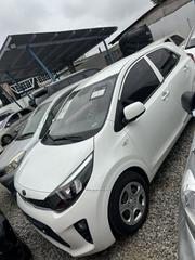 Kia Morning 2017 White for sale