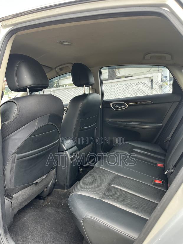 Nissan Sentra 2014 Silver