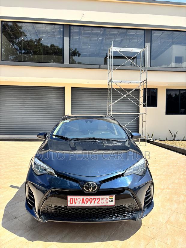 Toyota Corolla 2018 Blue