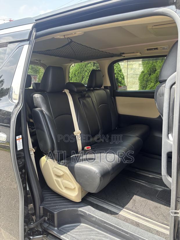 Toyota Alphard 2015 Black