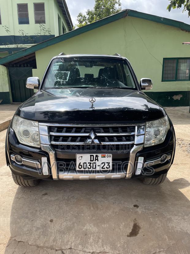 Mitsubishi Pajero V80 3.8 V6 GLS 2015 Black