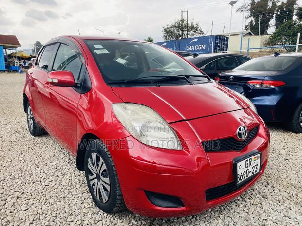 Toyota Vitz 1.5 FWD 3dr 2010 Red