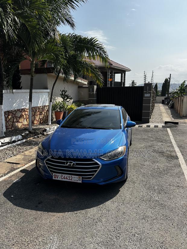 Hyundai Elantra Limited 2018 Blue
