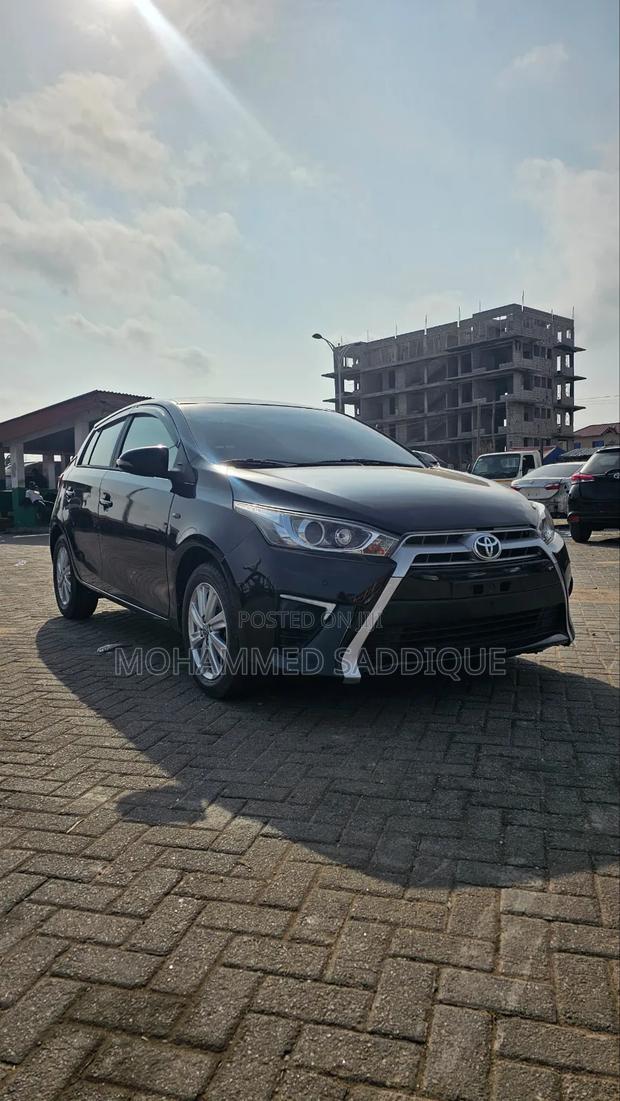 Toyota Yaris 2017 Matt Black