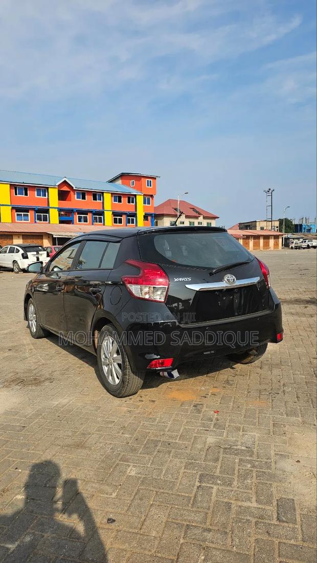 Toyota Yaris 2017 Matt Black