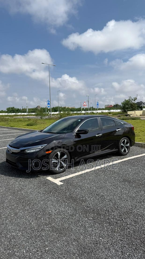 Honda Civic Touring 2dr Coupe (1.5L 4cyl) 2017 Black