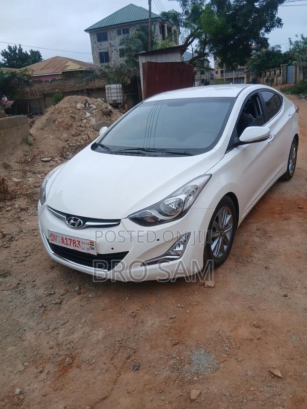 Hyundai Elantra 2016 White