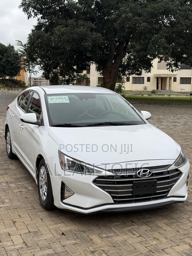 Hyundai Elantra 2020 White