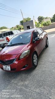 Toyota Yaris 2005 Red for sale