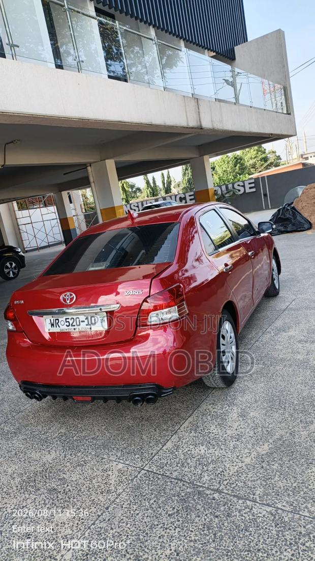 Toyota Yaris 2005 Red