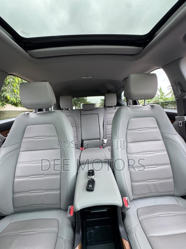 Honda CR-V Touring AWD 2020 Red