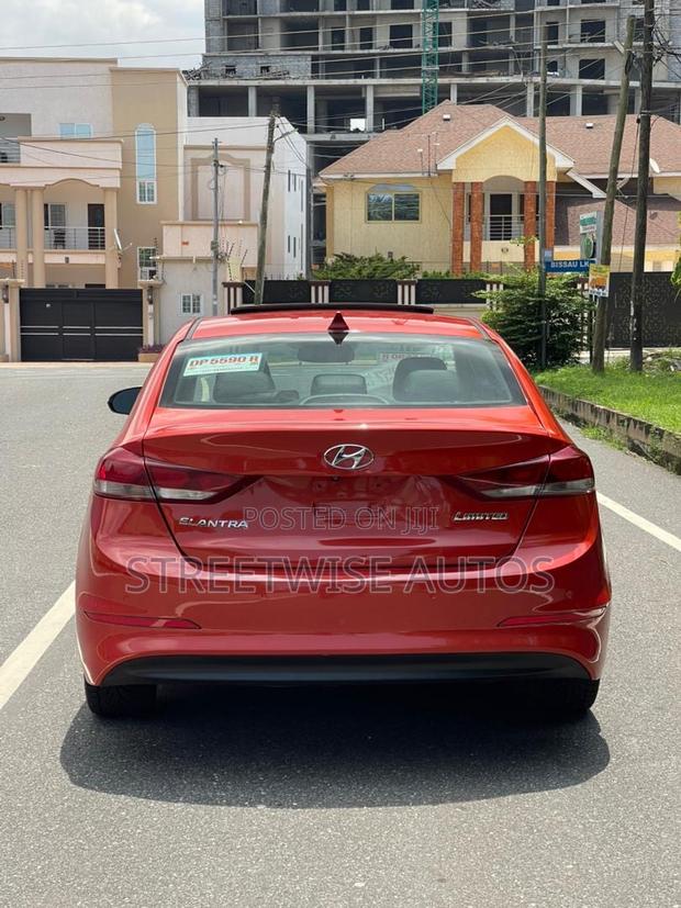 Hyundai Elantra Limited 2018 Orange