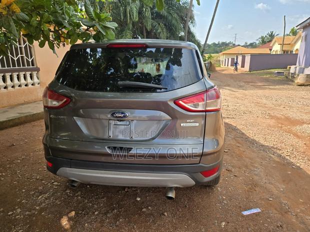 Ford Escape 2016 Gray