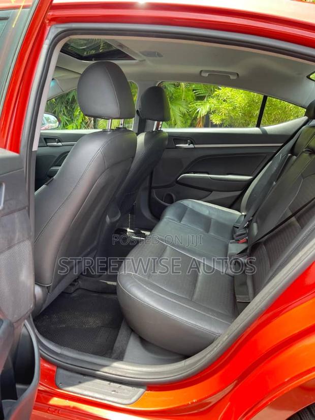 Hyundai Elantra Limited 2018 Orange