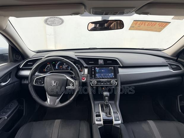 Honda Civic 2016 Silver