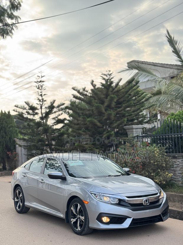 Honda Civic EX Sedan 2018 Gray
