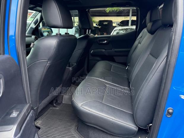 Toyota Tacoma TRD Sport 2022 Blue