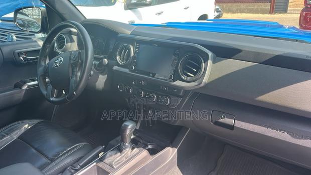 Toyota Tacoma TRD Sport 2022 Blue