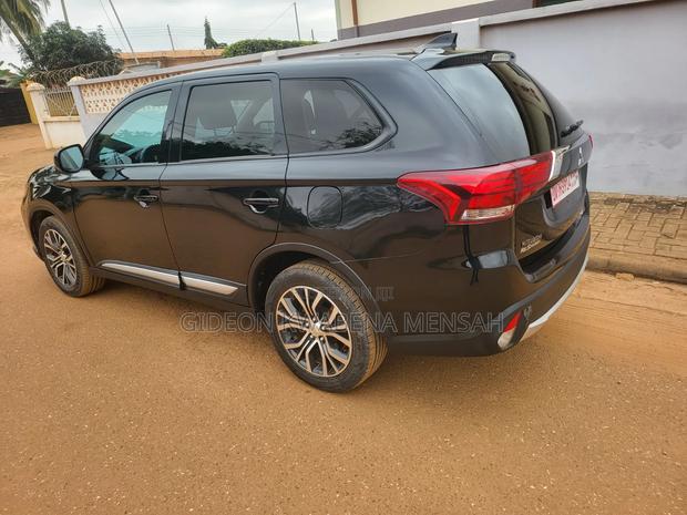 Mitsubishi Outlander 2018 Black