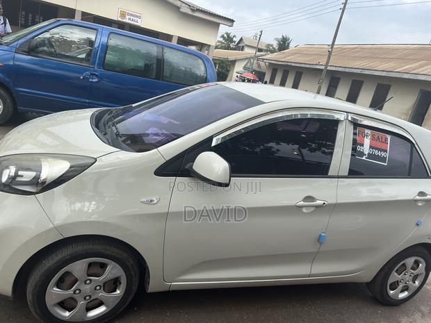 Kia Morning 2012 Off white