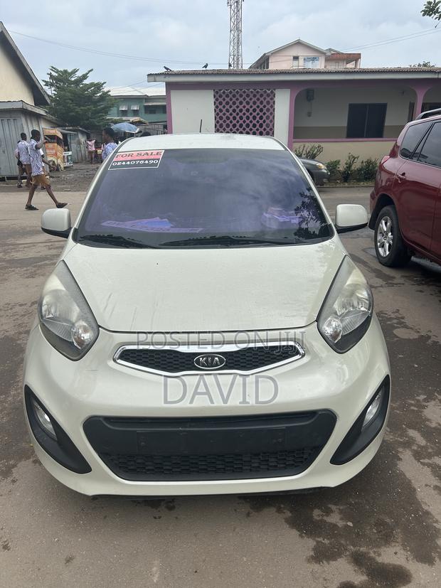 Kia Morning 2012 Off white