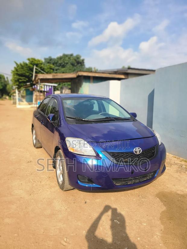 Toyota Yaris 2012 Blue