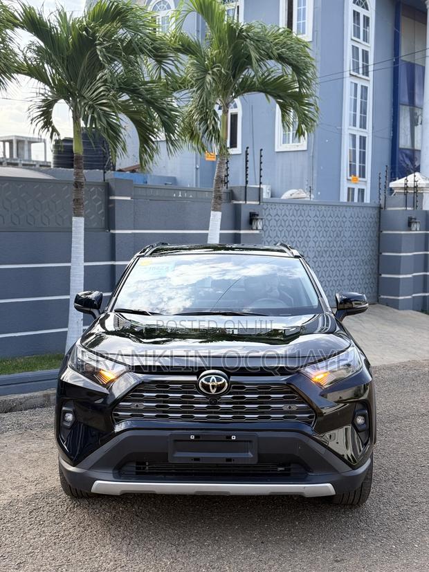 Toyota RAV4 2023 Black