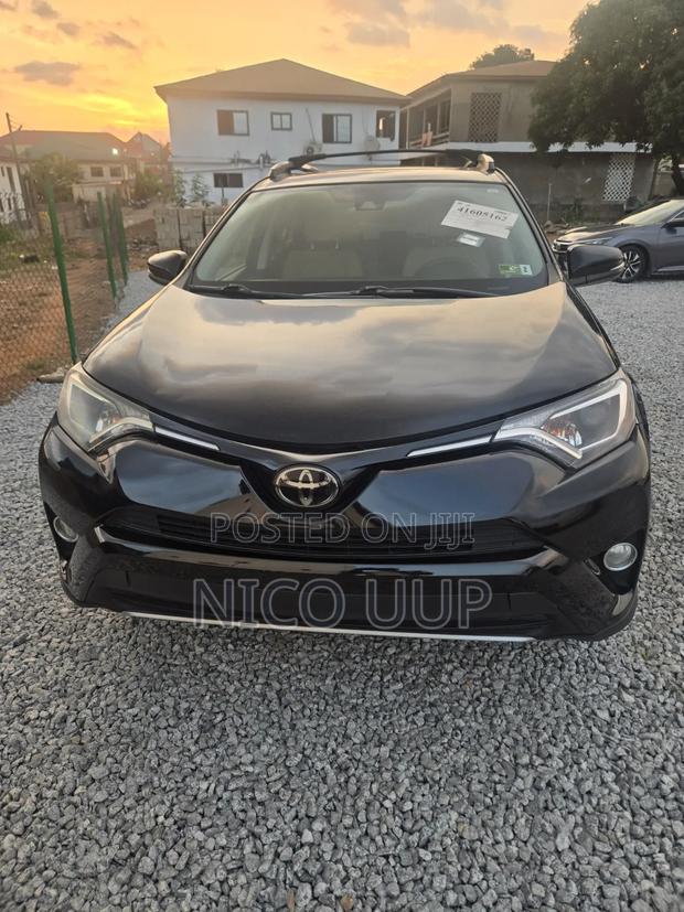 Toyota RAV4 2018 Black