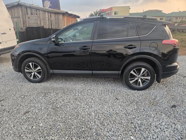 Toyota RAV4 2018 Black