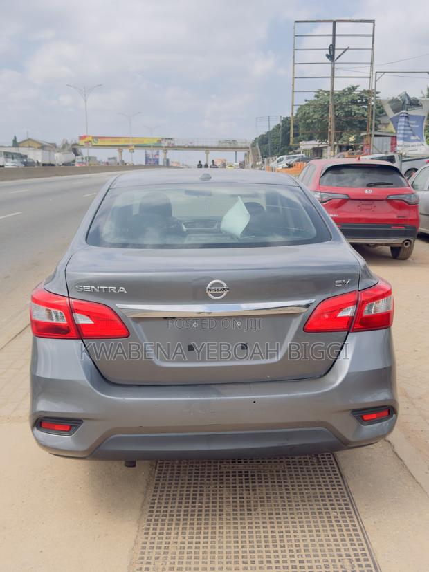 Nissan Sentra 2019 Gray