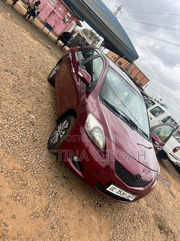 Toyota Belta 2012 Burgundy