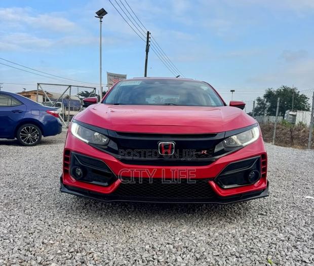 Honda Civic 2018 Red