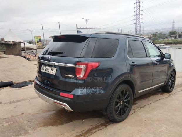 Ford Explorer XLT 4dr SUV AWD (3.5L 6cyl 6A) 2016 Blue