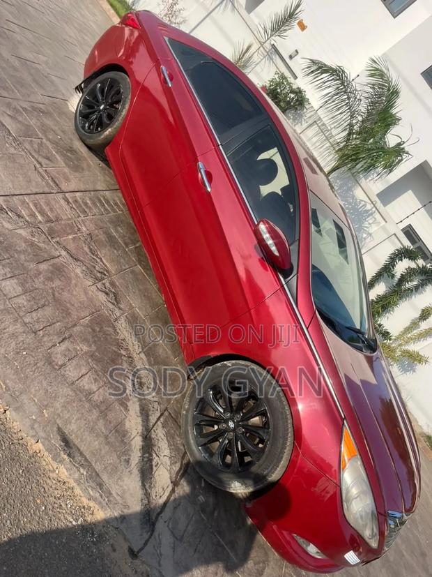 Hyundai Sonata 2012 Red