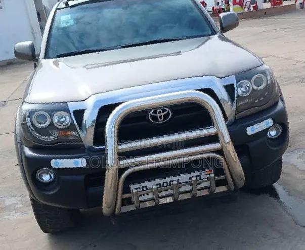 Toyota Tacoma 2010 Black