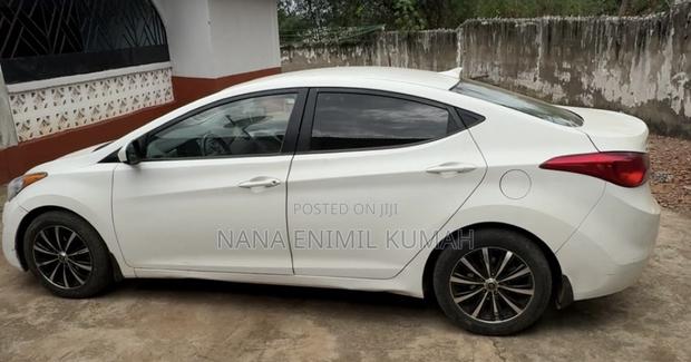 Hyundai Elantra 2016 White